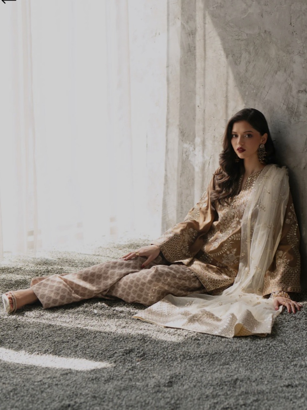 Ethnc Luxe Boutique collection 2026 Pakistani Indian  farshi shalwar - Picture 2 of 11